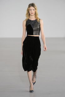 歐美風(fēng)穿搭 簡(jiǎn)約干練，詮釋現(xiàn)代女性的自信與魅力